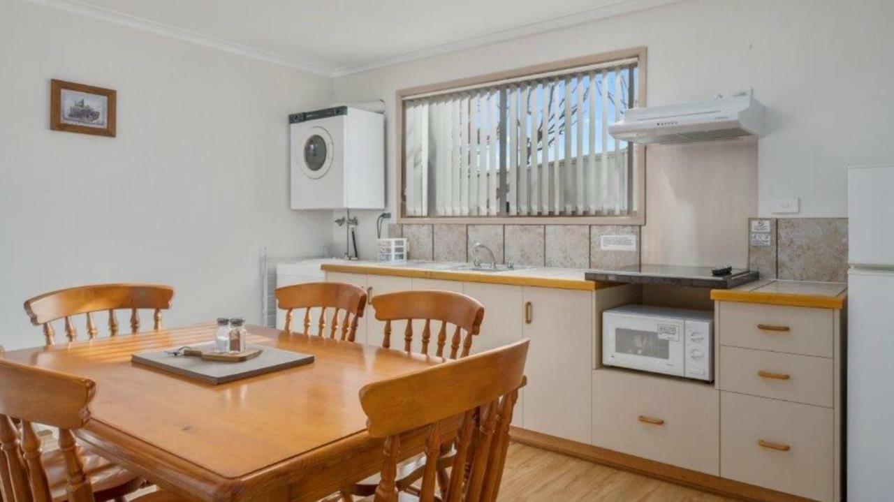Swansea Villas Extérieur photo